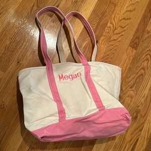 Megan L.L Bean zipper tote bag 7”x15”x11”,  12” drop straps